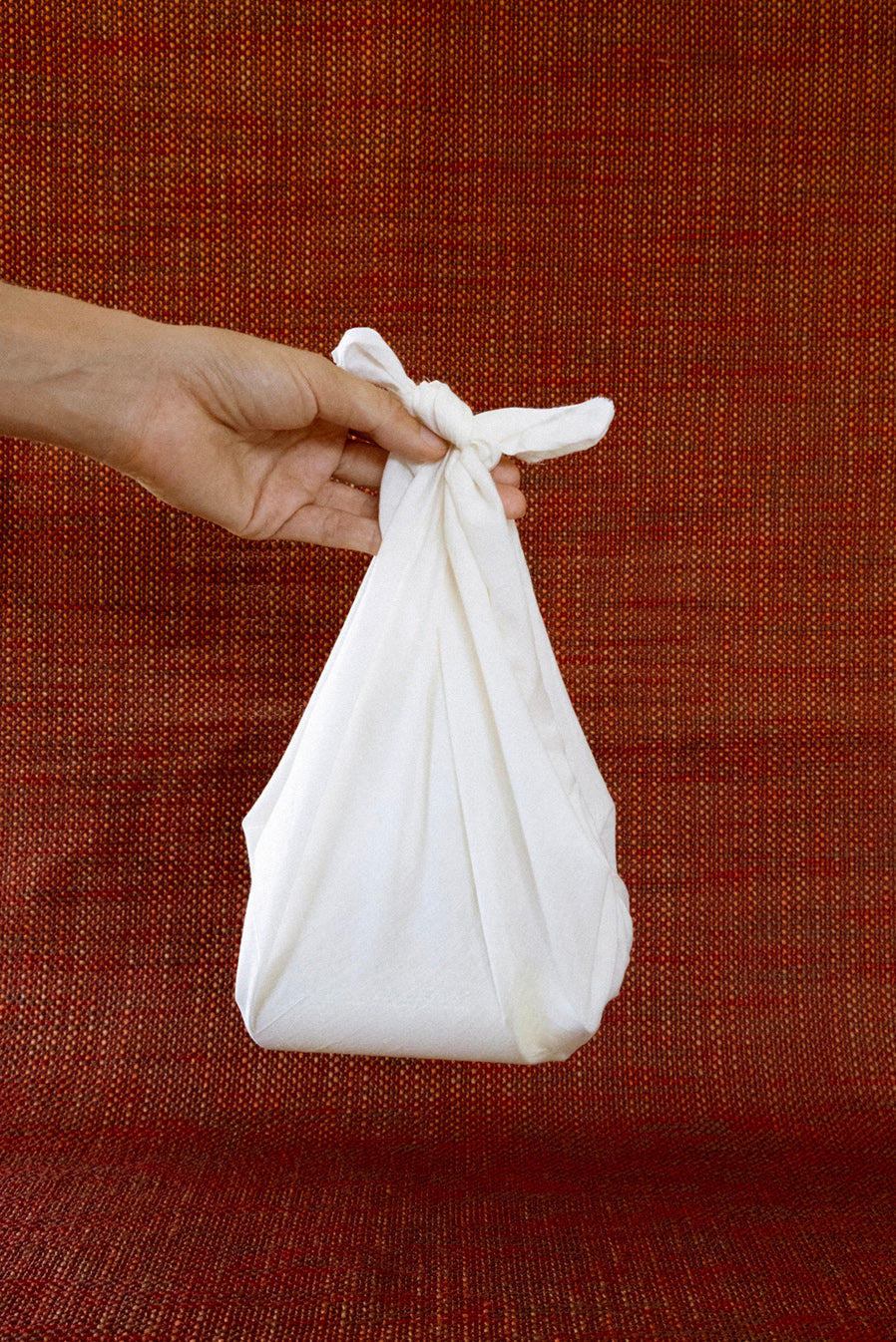 Mastering the Art of Mindful Gifting.